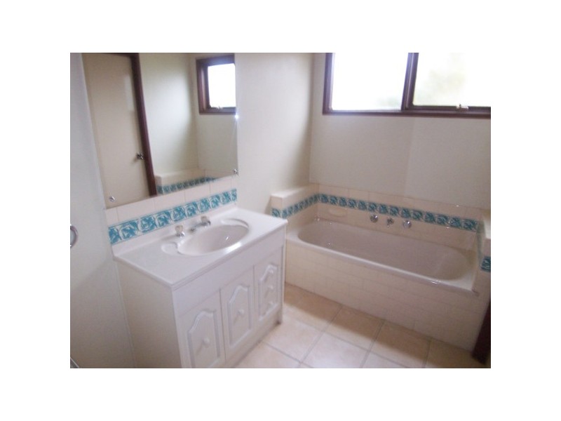 87 Paddington, Carrum Downs VIC 3201