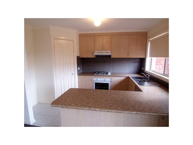 11 Coco Parade, Skye VIC 3977