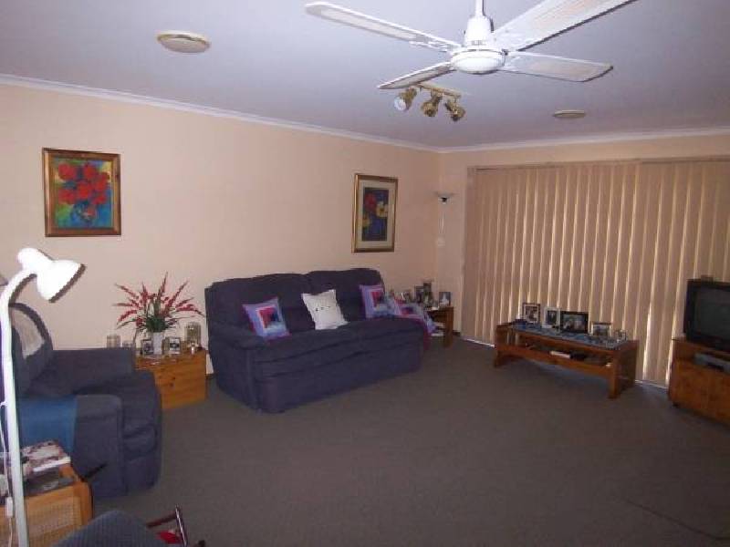 44 Pardalote Avenue, Carrum Downs VIC 3201