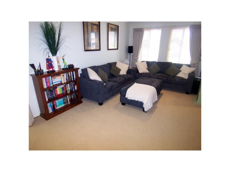 40 Veronica Drive, Skye VIC 3977