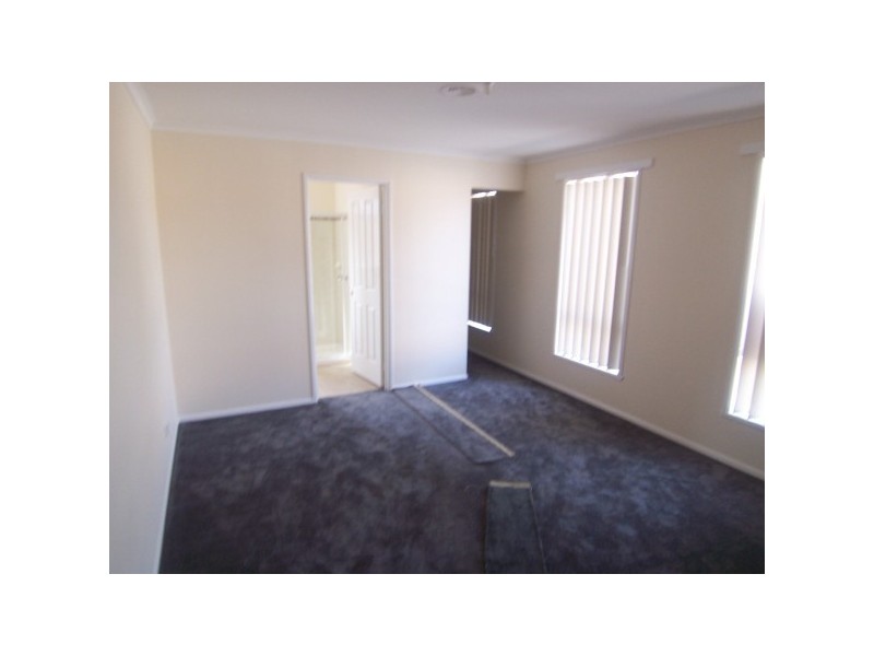 14 Esta Court, Carrum Downs VIC 3201