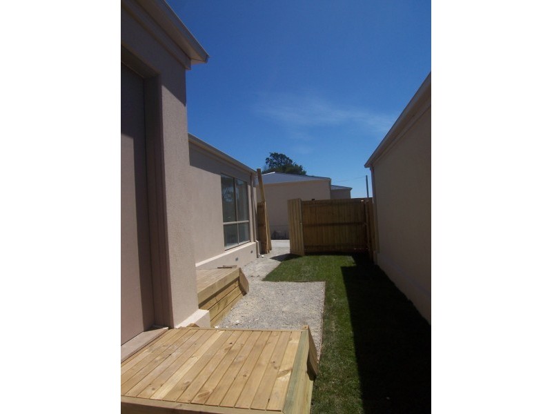 19 Brunnings Road, Carrum Downs VIC 3201