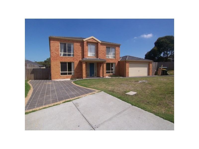 16 Sunny Vale Drive, Langwarrin VIC 3910
