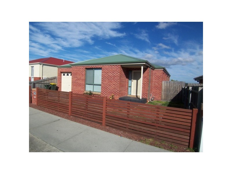 150 Hall Road, Carrum Downs VIC 3201