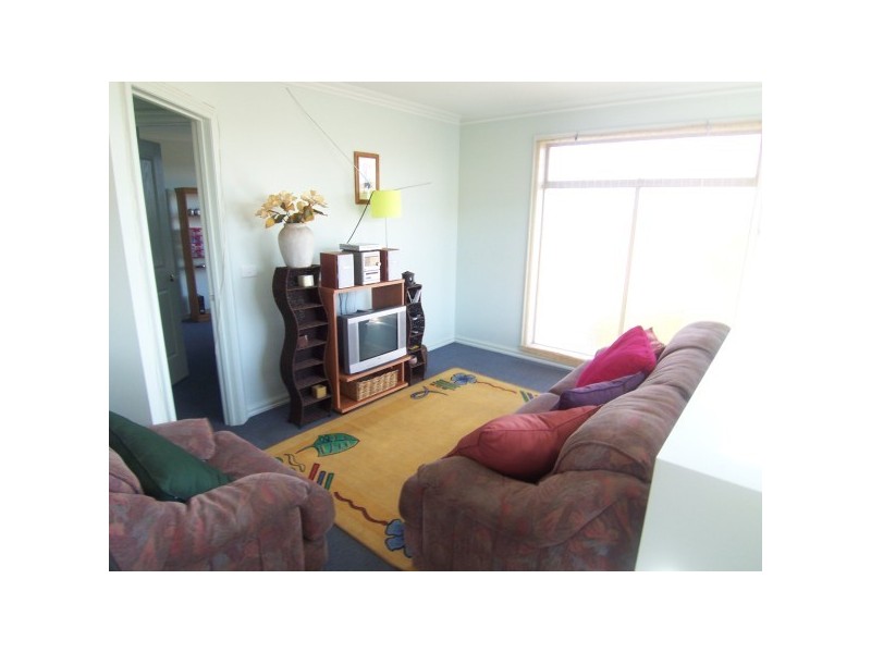 150 Hall Road, Carrum Downs VIC 3201