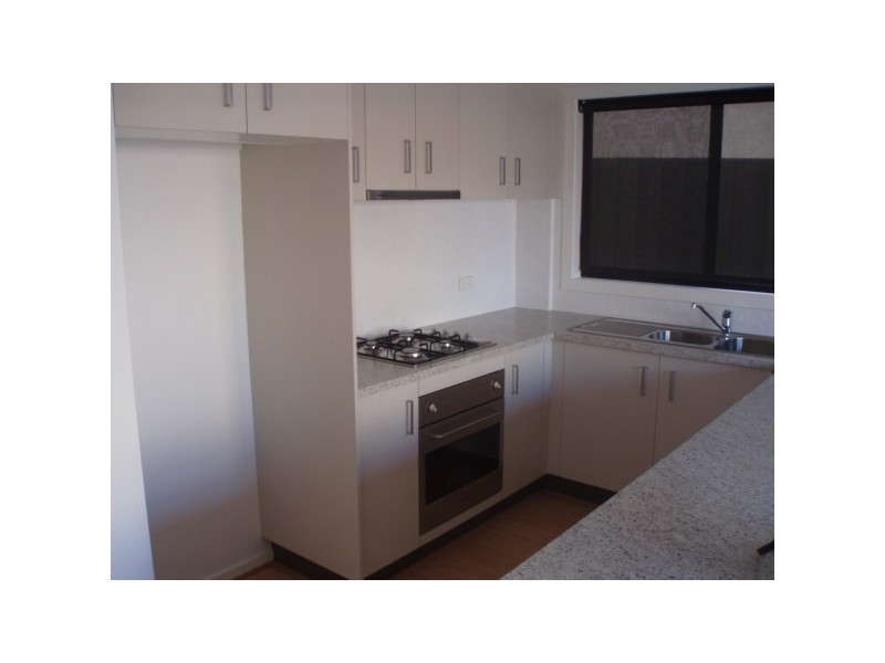 8a Protea Street, Carrum Downs VIC 3201