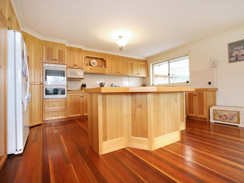8 Eucalypt Court, Langwarrin VIC 3910