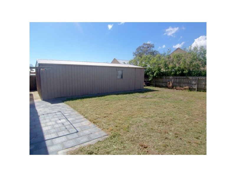 4 Ashlene Grove, Carrum Downs VIC 3201