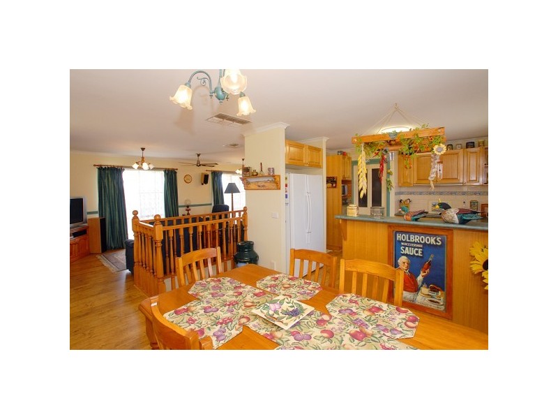 1   Windsor Grange, Skye VIC 3977