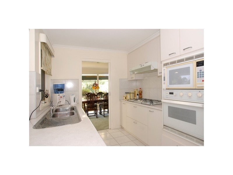 4 Claire Court, Langwarrin VIC 3910