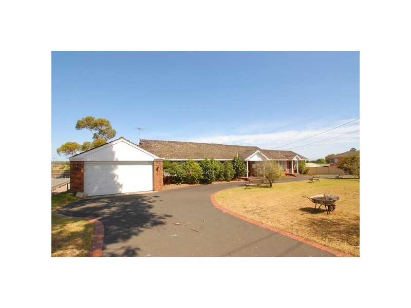 74 Broderick Road, Carrum Downs VIC 3201