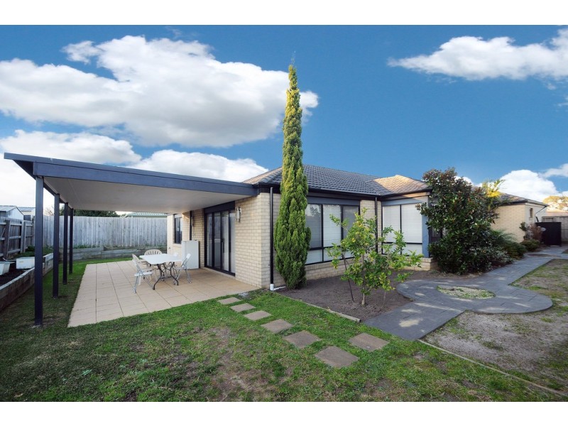 1 Clancy Crescent, Carrum Downs VIC 3201