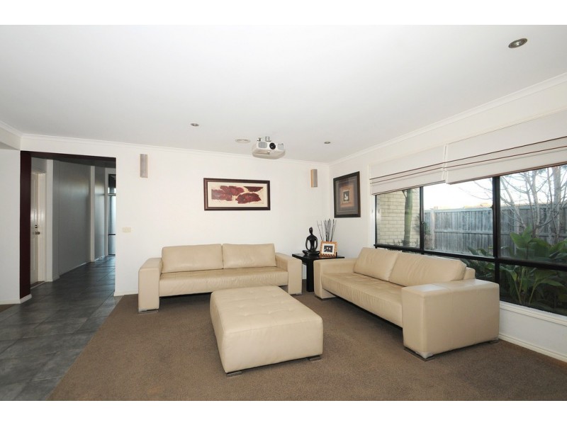 1 Clancy Crescent, Carrum Downs VIC 3201