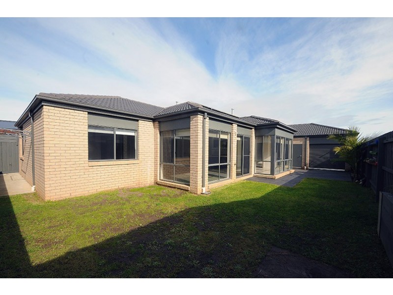 30 Lily Way, Skye VIC 3977