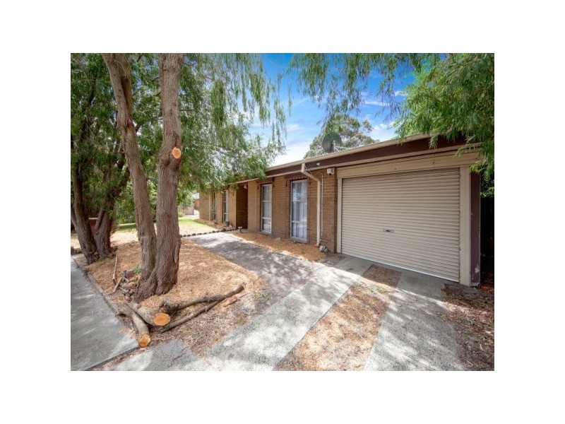 1 Caley Street, Frankston North VIC 3200