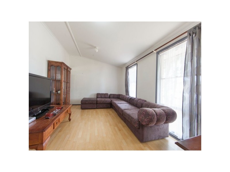 1 Caley Street, Frankston North VIC 3200