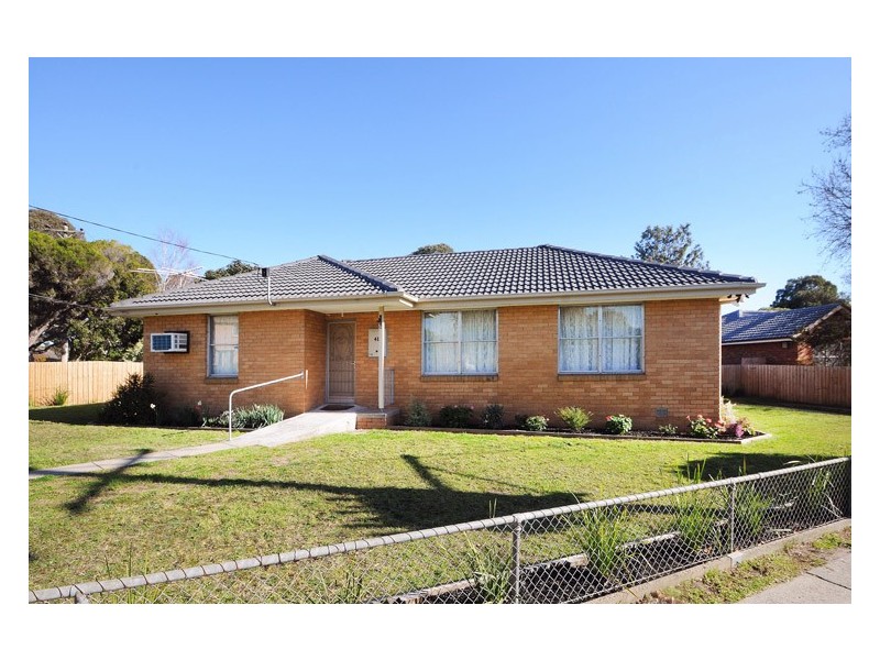 41 Moreton Street, Frankston North VIC 3200