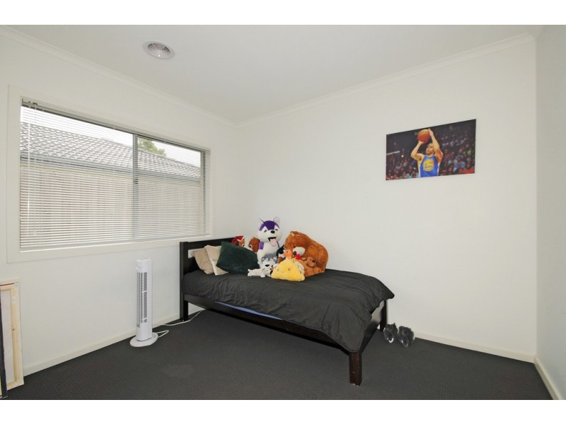 27 Botany Drive, Carrum Downs VIC 3201