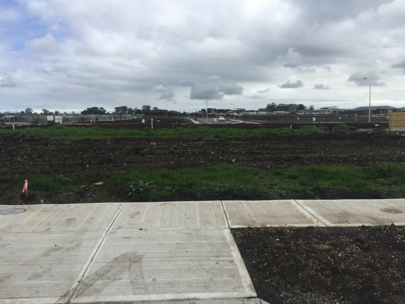 22 Benedetto Cresecent, Cranbourne East VIC 3977