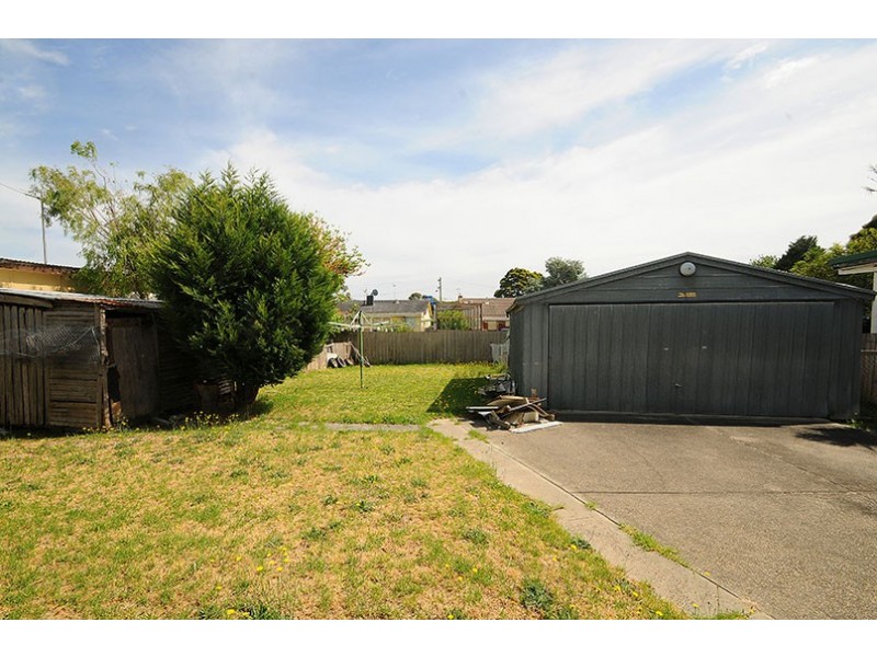 23 Hickory Crescent, Frankston North VIC 3200