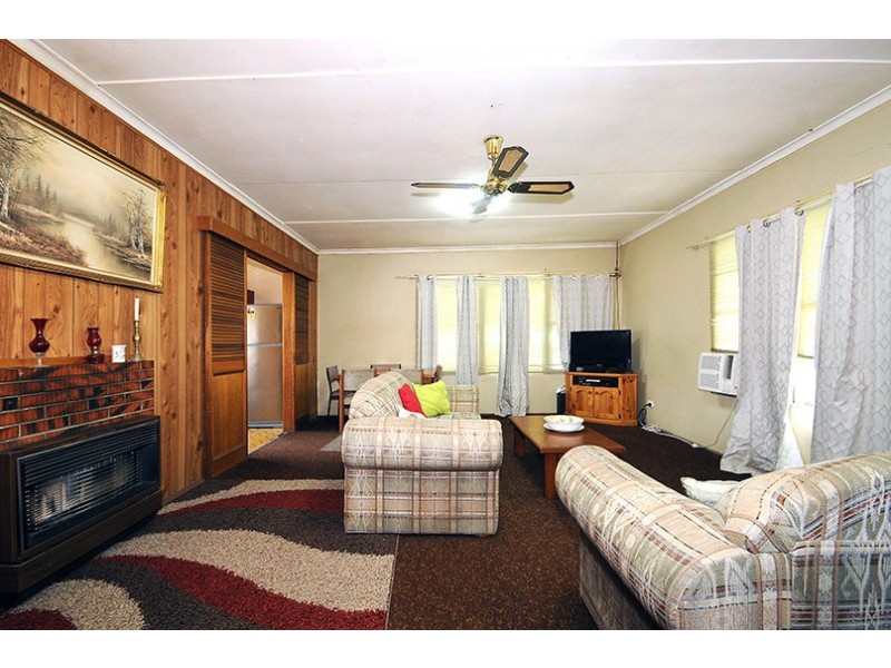 23 Hickory Crescent, Frankston North VIC 3200