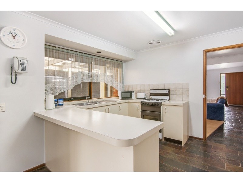 10 Paras Drive, Carrum Downs VIC 3201