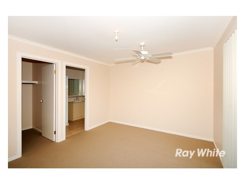 32 Elstar Drive, Carrum Downs VIC 3201