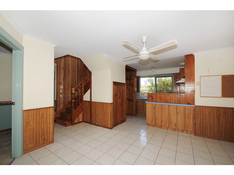 21 Dorchester Crescent, Carrum Downs VIC 3201