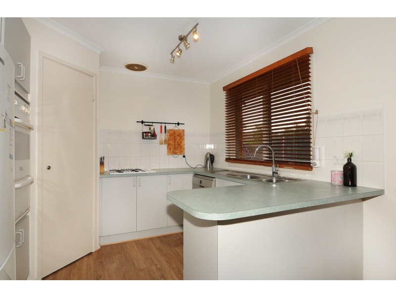 11 Calwell Court, Skye VIC 3977