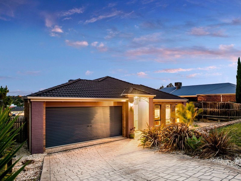 16 Sundew Drive, Langwarrin VIC 3910