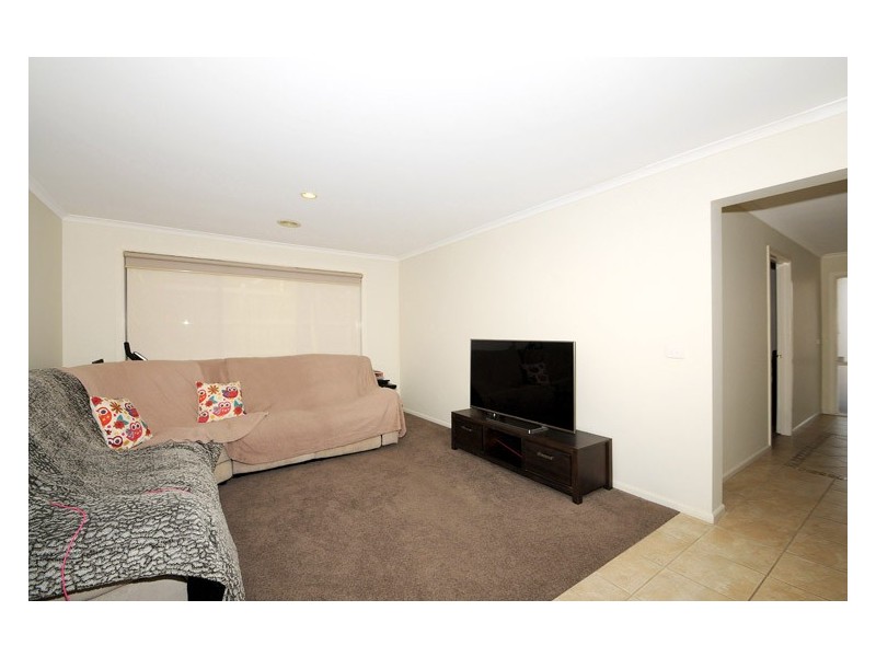 16 Sundew Drive, Langwarrin VIC 3910