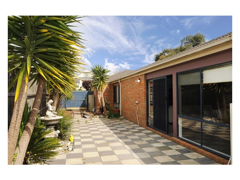 16 Sundew Drive, Langwarrin VIC 3910