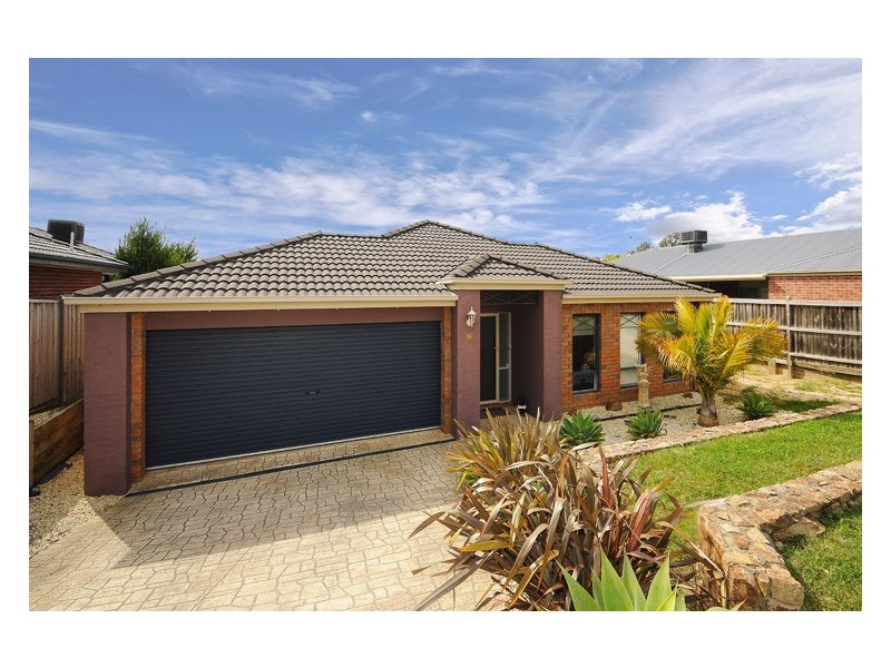 16 Sundew Drive, Langwarrin VIC 3910