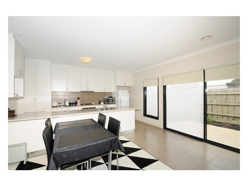 3/6 Fairfield Street, Cranbourne VIC 3977