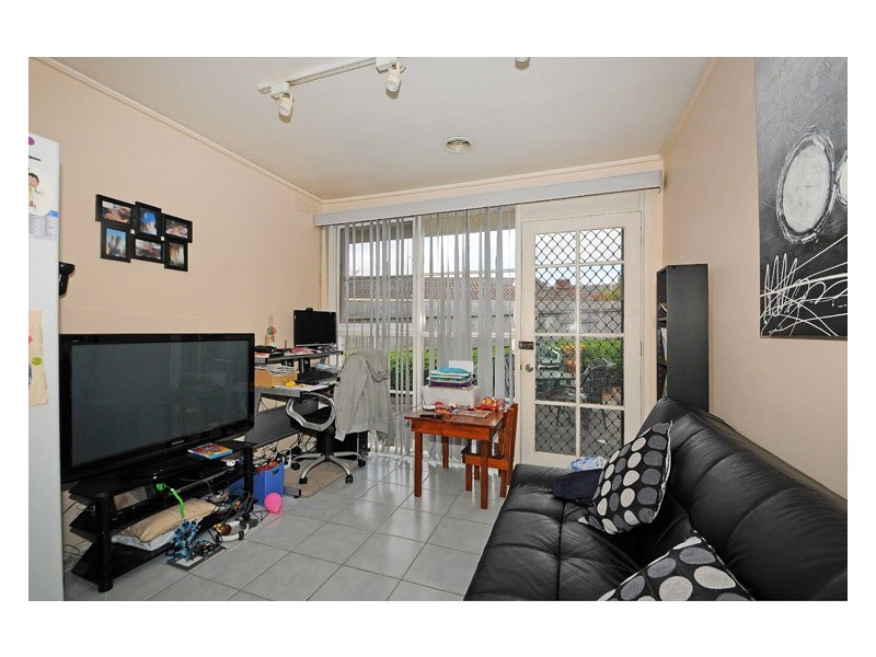 14 Carmel Court, Frankston VIC 3199