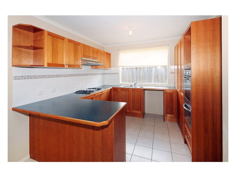 16 Honey Myrtle Way, Cranbourne North VIC 3977