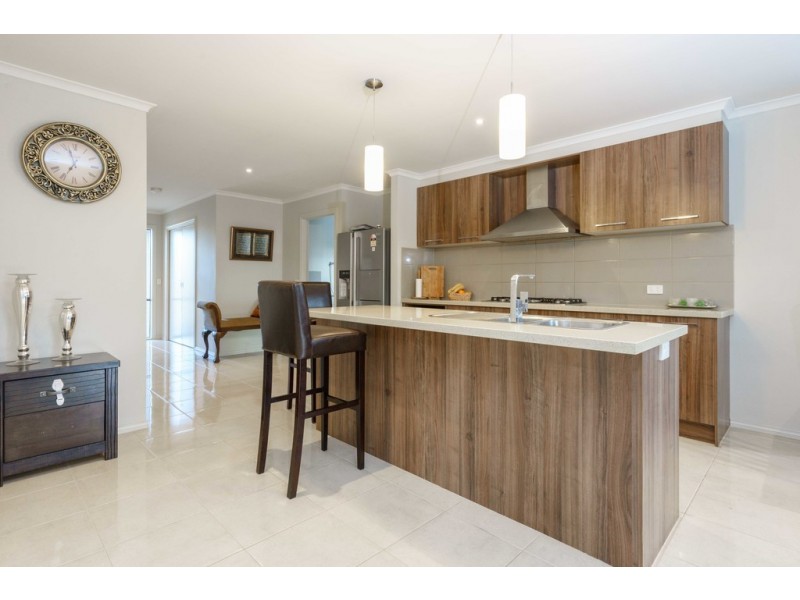 28 Myhaven Circuit, Carrum Downs VIC 3201