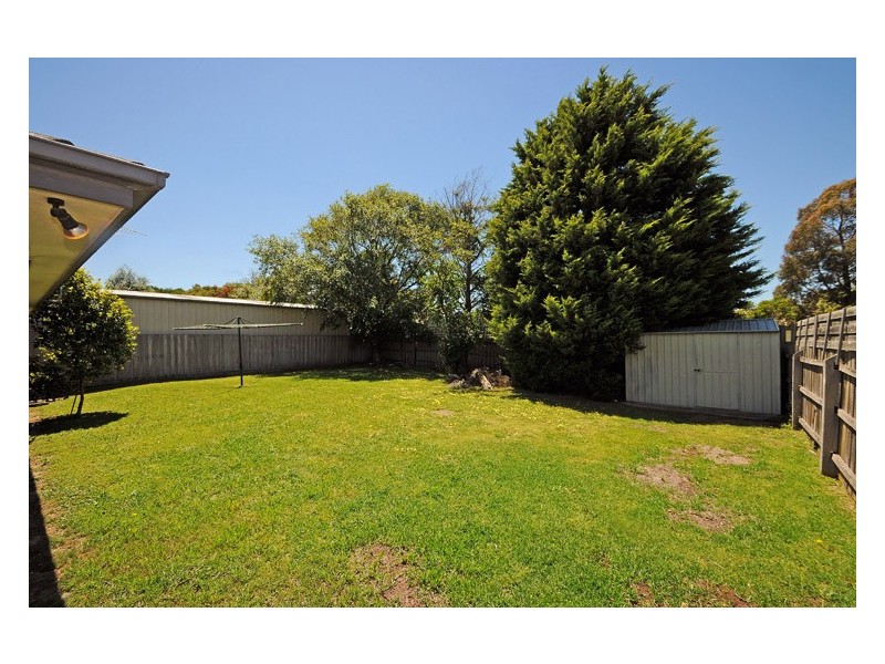 6 Fieldlark Court, Carrum Downs VIC 3201