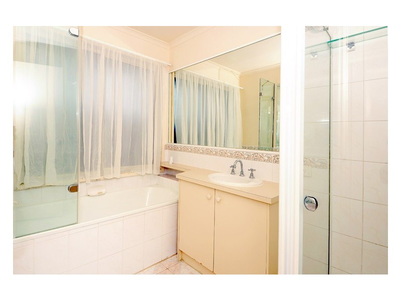 3 Fernwren Place, Carrum Downs VIC 3201