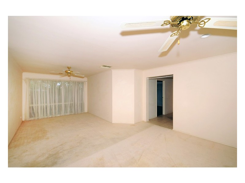 3 Fernwren Place, Carrum Downs VIC 3201