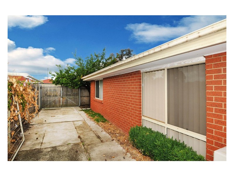 3 Fernwren Place, Carrum Downs VIC 3201