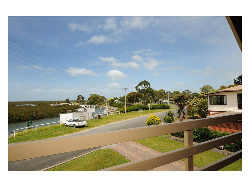 5 Fishermans Way, Port Franklin VIC 3964