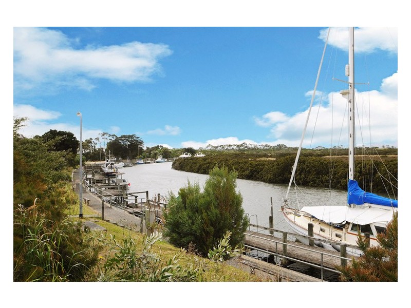 5 Fishermans Way, Port Franklin VIC 3964