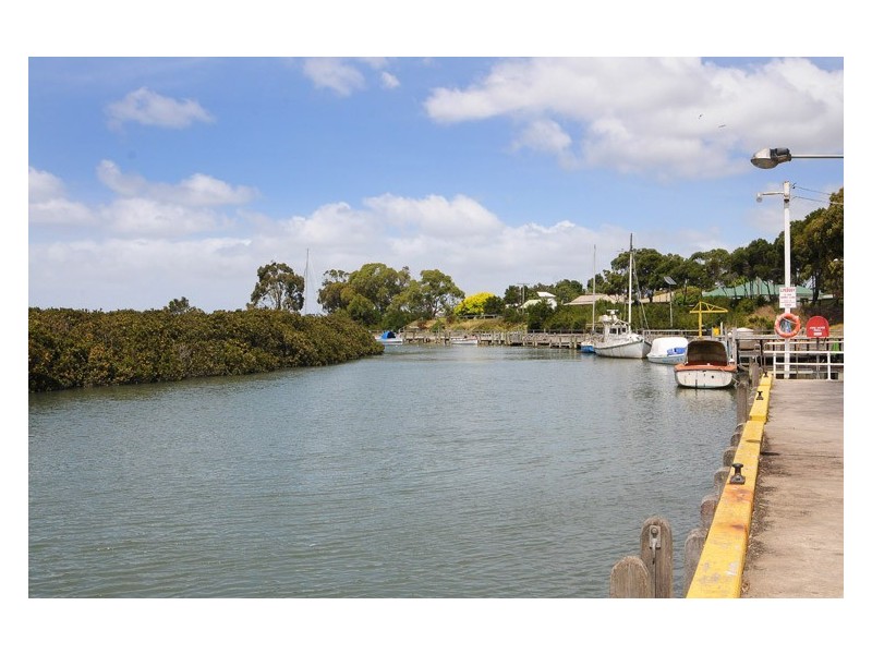 5 Fishermans Way, Port Franklin VIC 3964