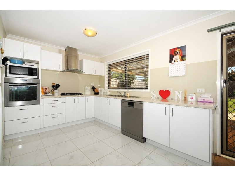 13 Josephina Court, Carrum Downs VIC 3201