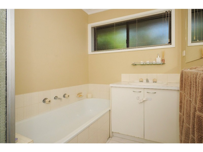 13 Josephina Court, Carrum Downs VIC 3201