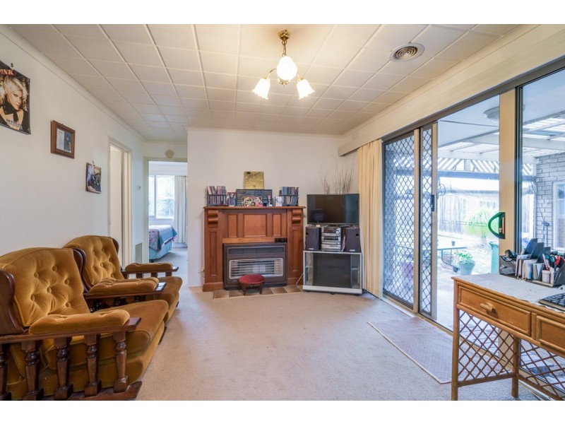 166 Monahans Road, Cranbourne VIC 3977