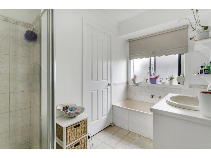 23 Fernwren Place, Carrum Downs VIC 3201