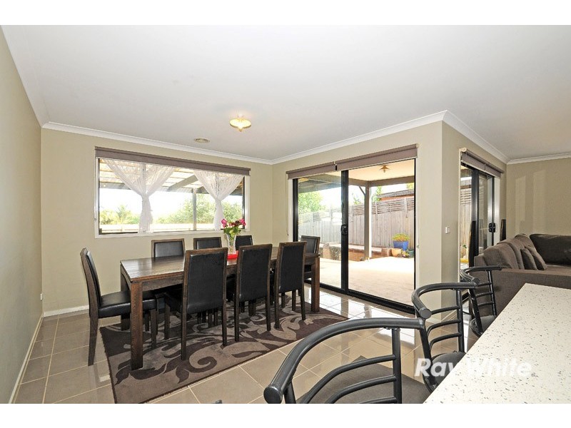 38 Triumph Way, Skye VIC 3977