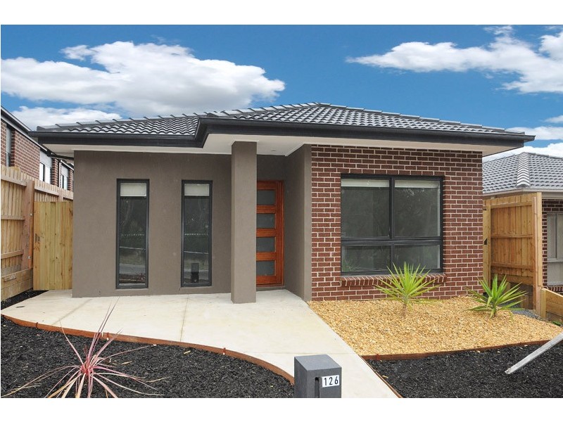 126 Manna Gum Drive, Pakenham VIC 3810
